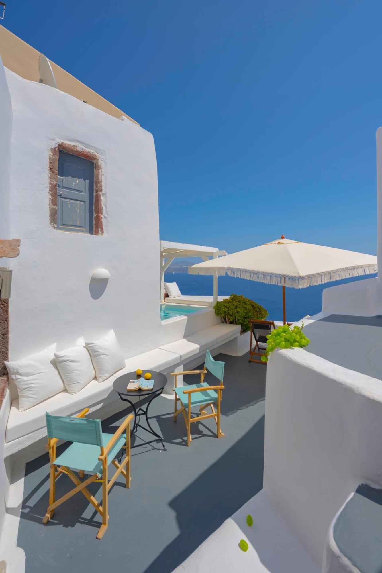 Sophia Oia View Hotel Exterior photo
